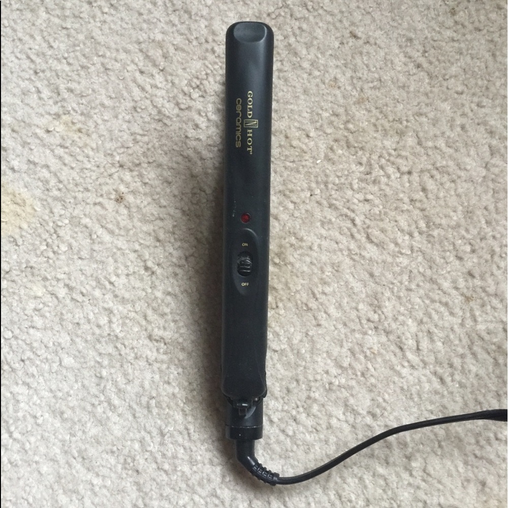 🌼 Gold ceramic flat iron for curling hair.